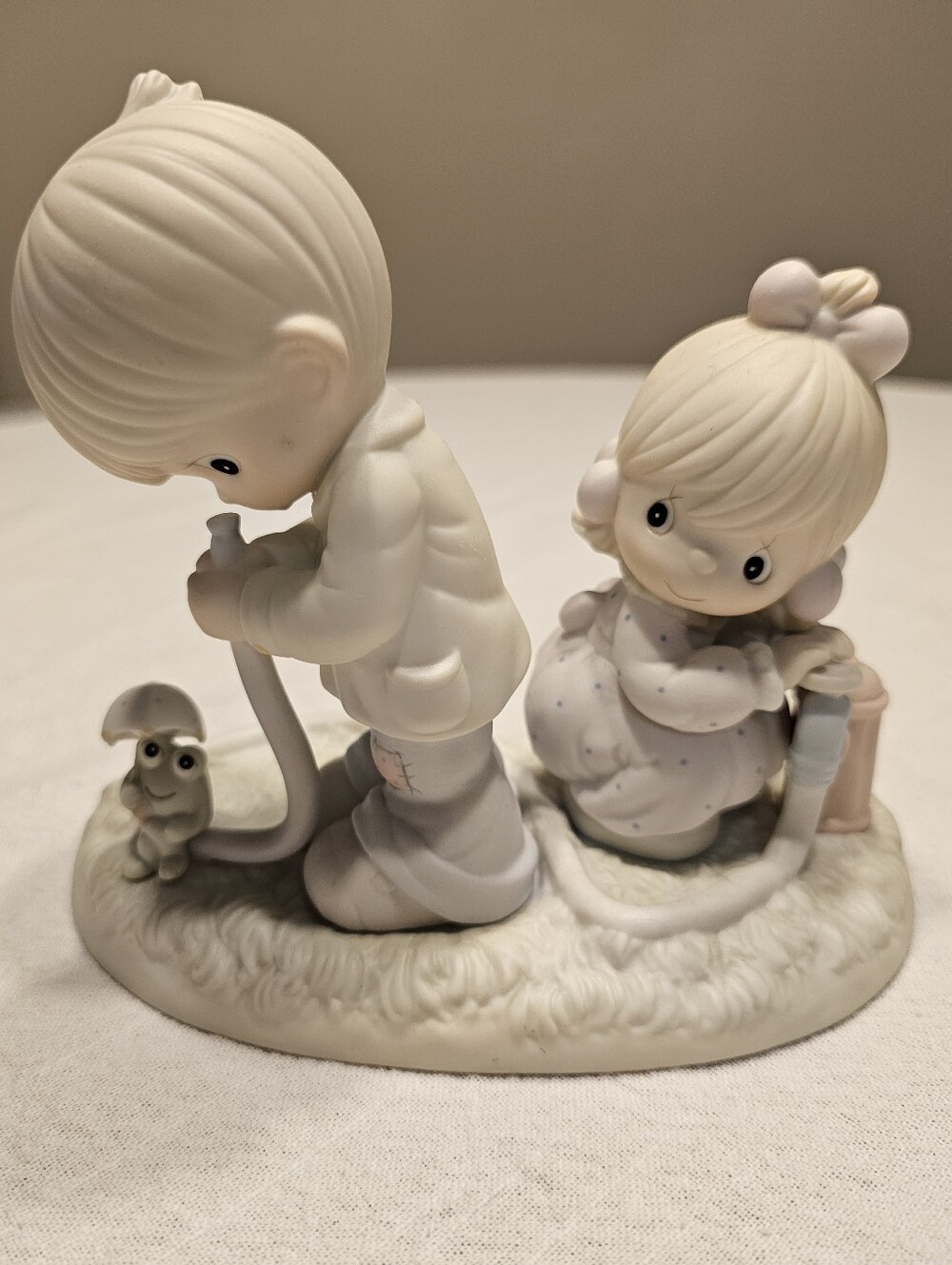 Precious Moments 1989 There Shall Be Showers Of Blessings Boy Girl